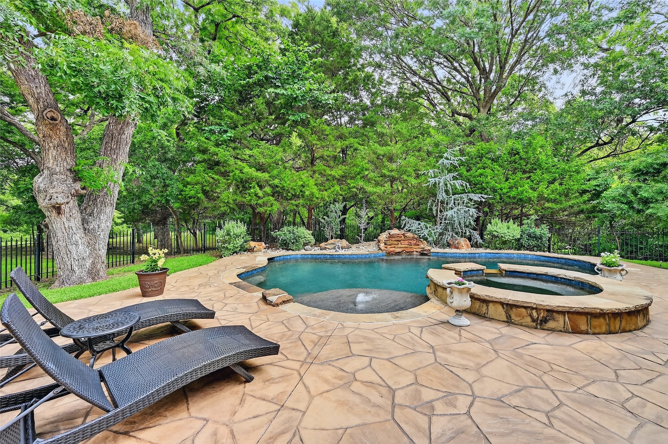 2708 Cambridge Way Sherman TX 75092