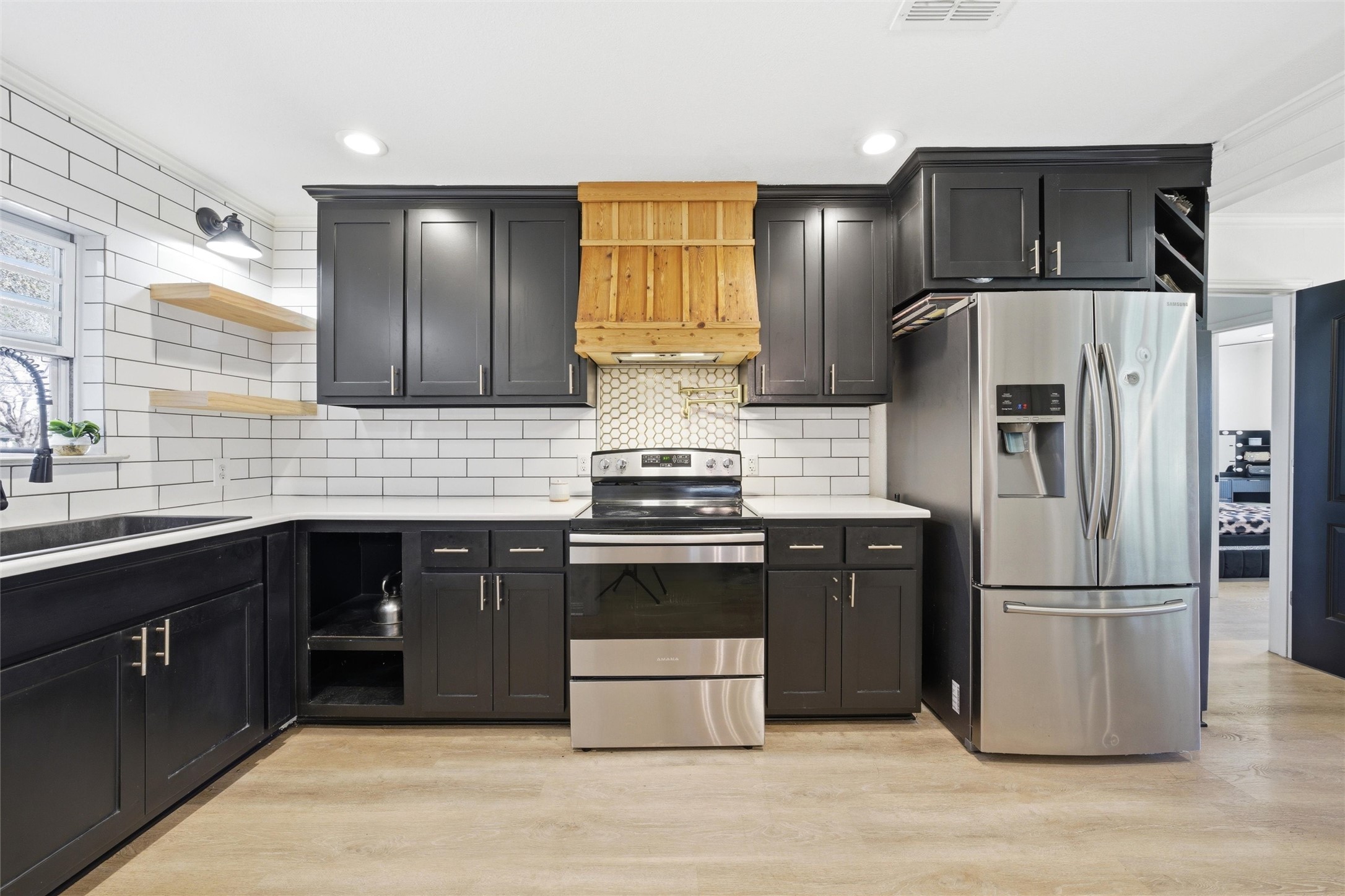 1901 N 7th Street Waco TX 76708
