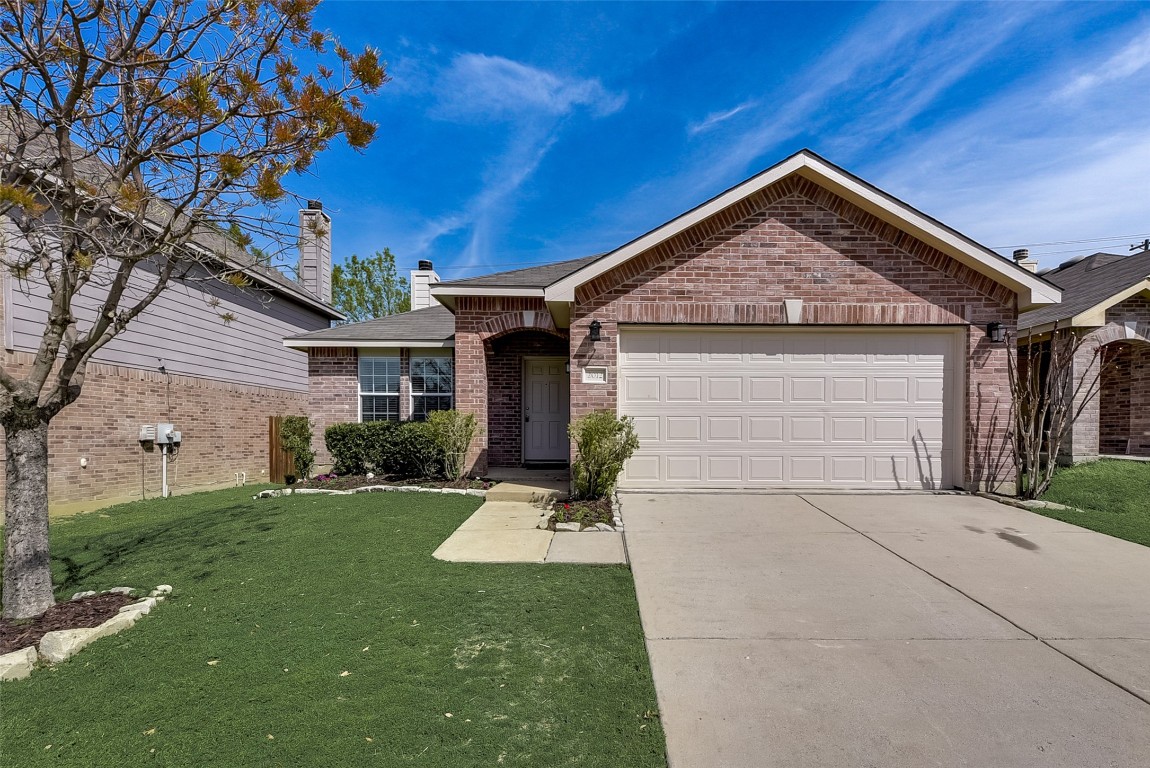 2012 Finch Cove Aubrey TX 76227