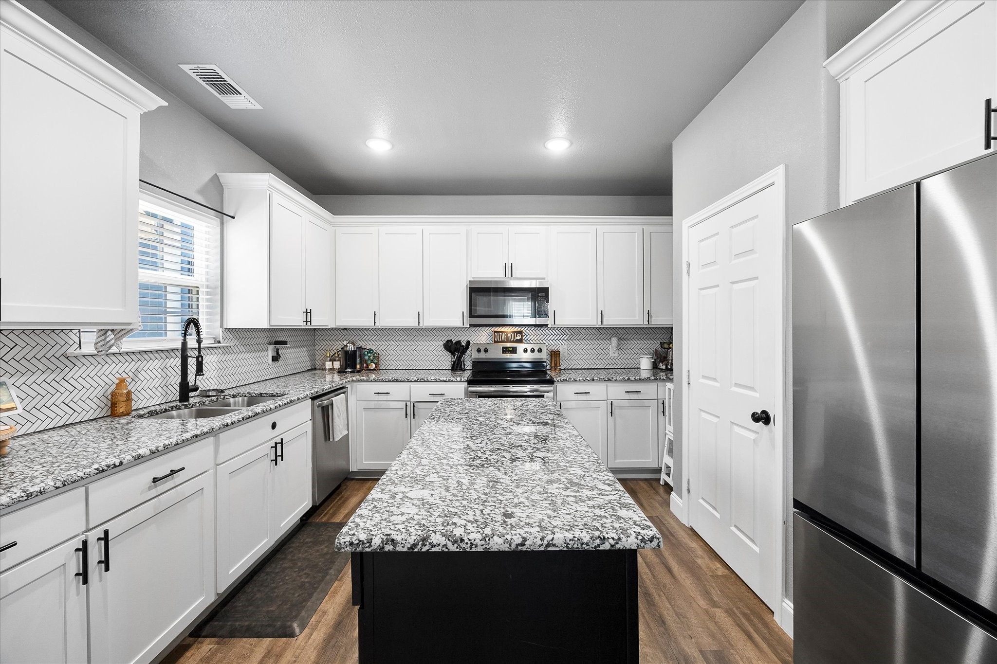 220 Swan Parkway East Tawakoni TX 75472