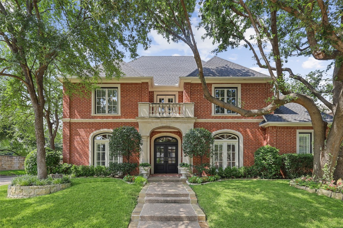 6903 Oak Manor Drive Dallas TX 75230