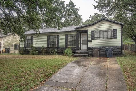 2304 Garrison Avenue Fort Worth TX 76105