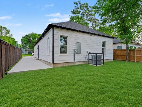 1211 E Cannon Street Fort Worth TX 76104