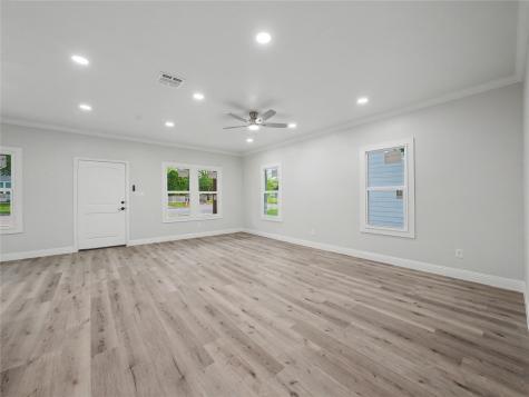 1211 E Cannon Street Fort Worth TX 76104