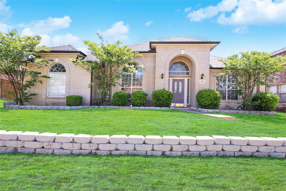 504 Dogwood Trail Desoto TX 75115