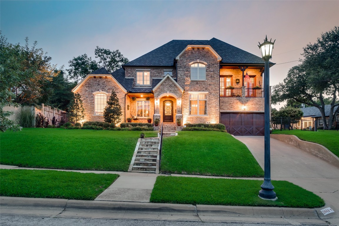 2448 Winton Terrace Fort Worth TX 76109
