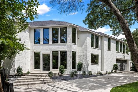 704 Kessler Lake Drive Dallas TX 75208
