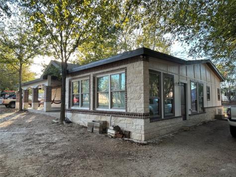 3510 Woodlake Drive Granbury TX 76048