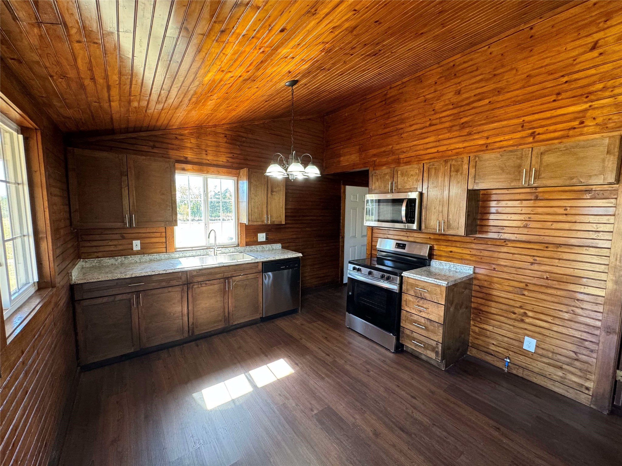 184 County Road 14300 Pattonville TX 75468