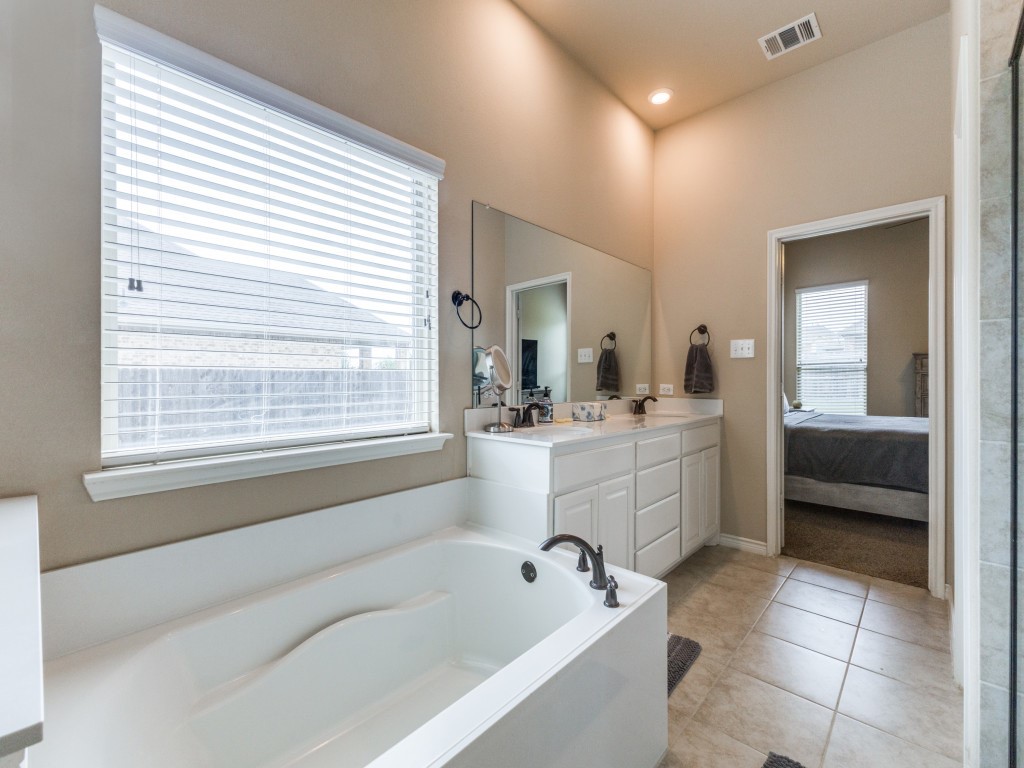 3026 Maverick Drive Heath TX 75126