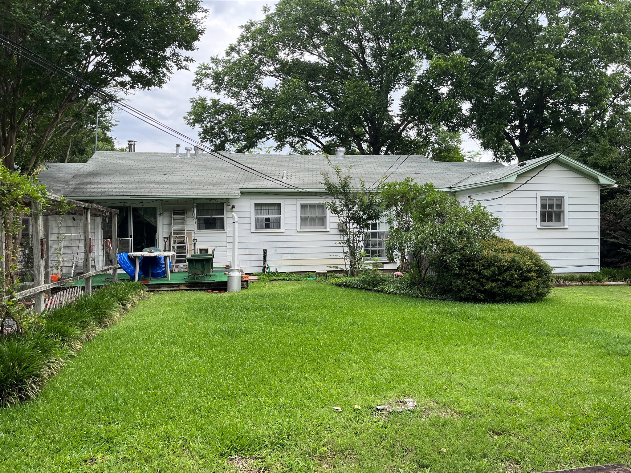 400 Edgefield Drive Garland TX 75040