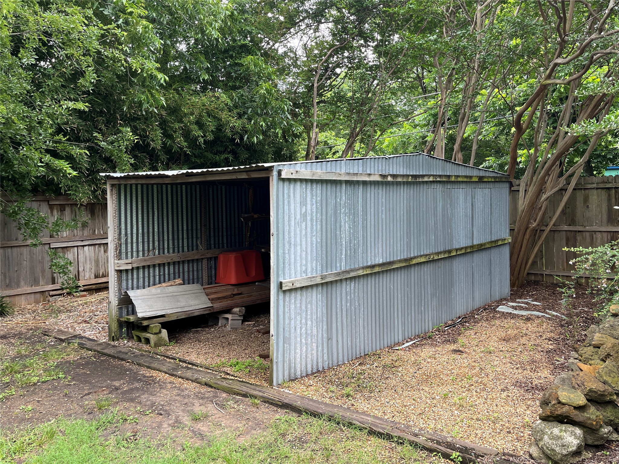 400 Edgefield Drive Garland TX 75040