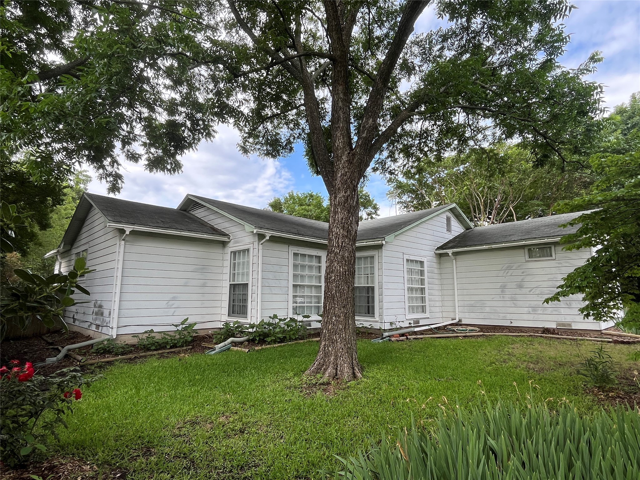 400 Edgefield Drive Garland TX 75040
