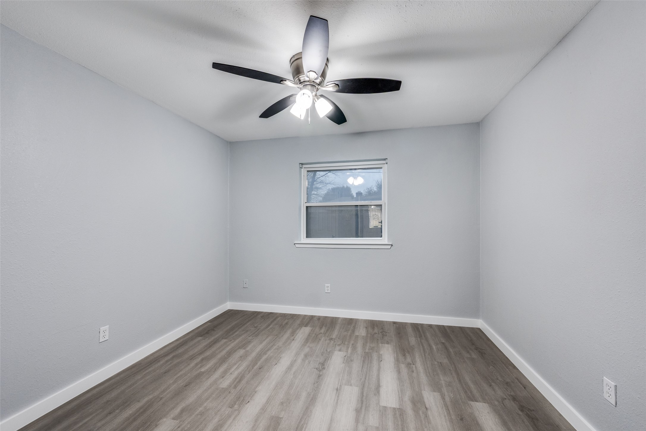 2006 Elmridge Drive Arlington TX 76012