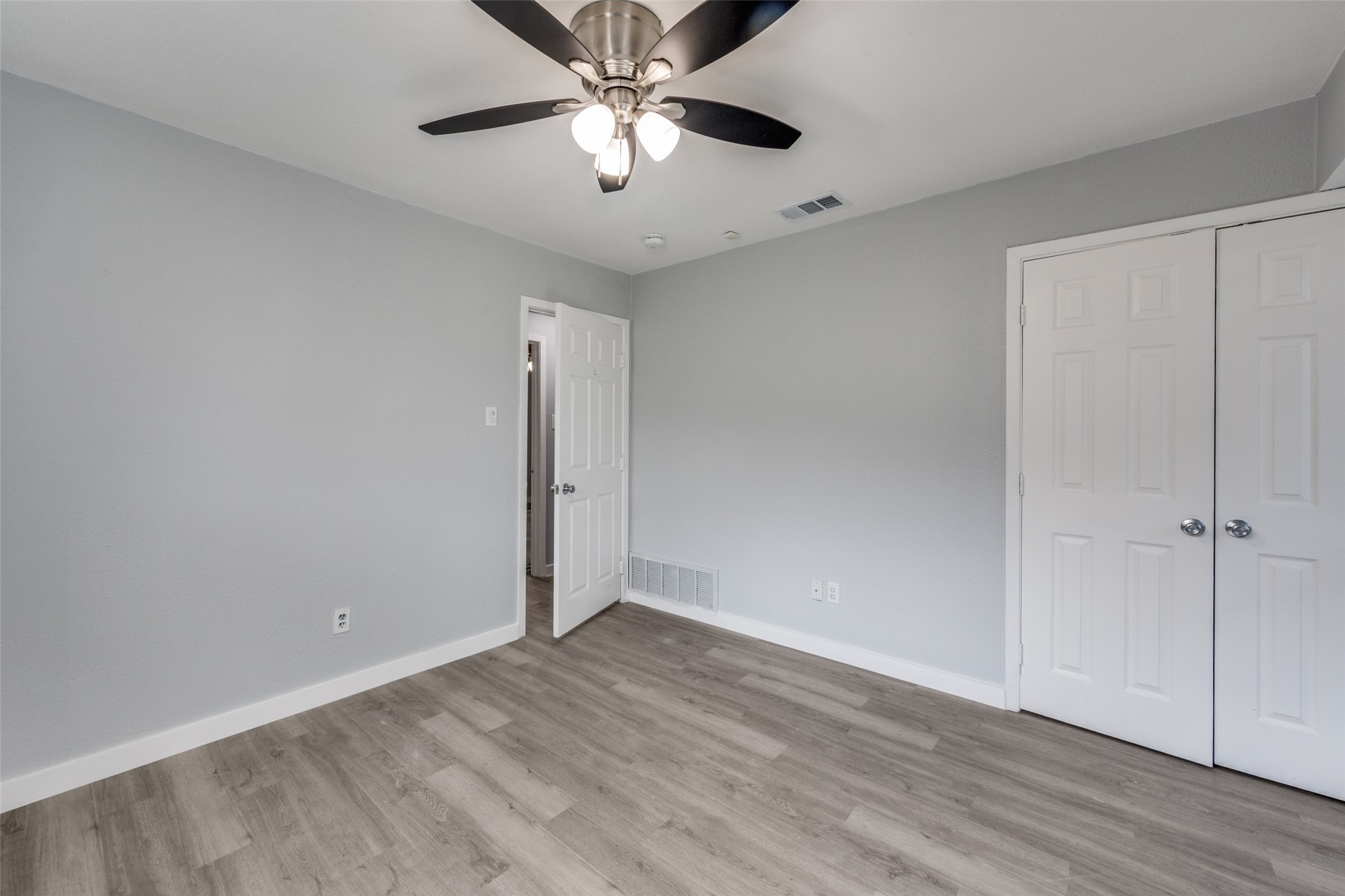 2006 Elmridge Drive Arlington TX 76012