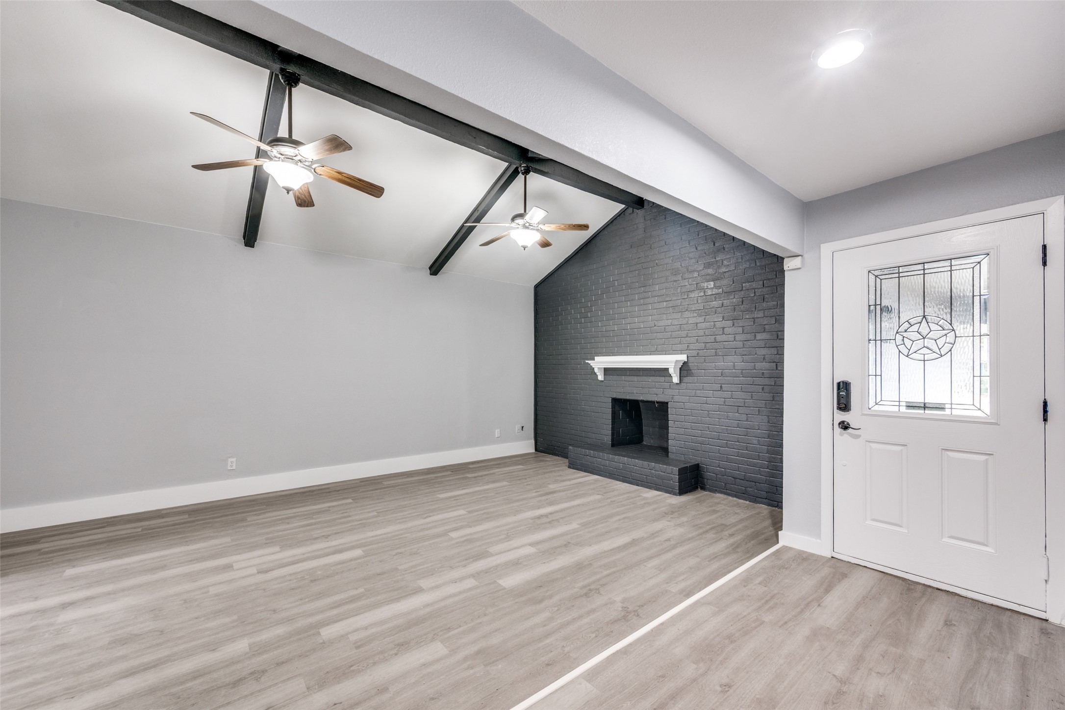 2006 Elmridge Drive Arlington TX 76012