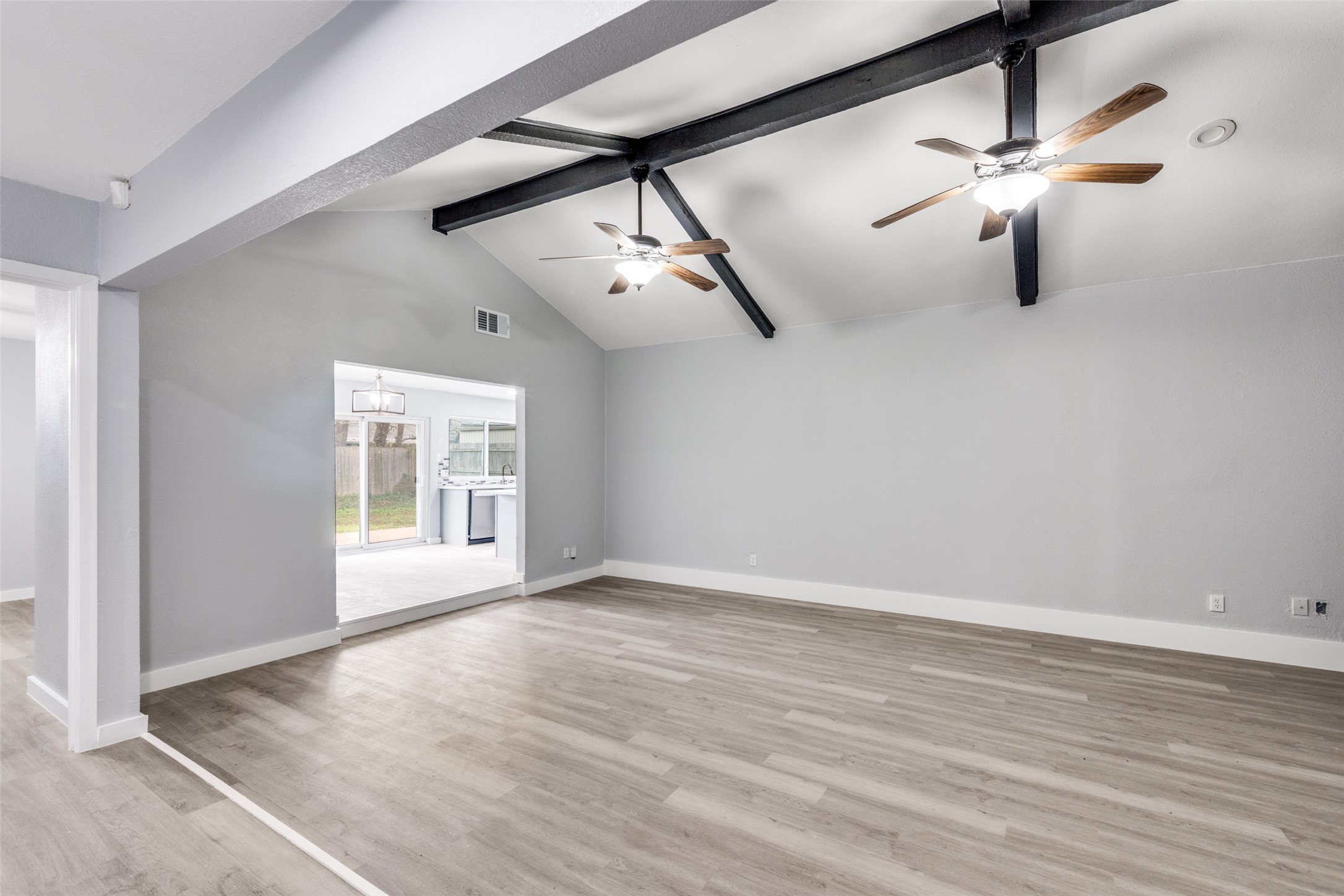 2006 Elmridge Drive Arlington TX 76012
