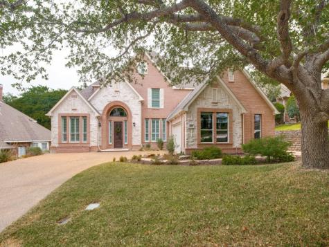 2105 Fairway Vista Drive Mckinney TX 75072
