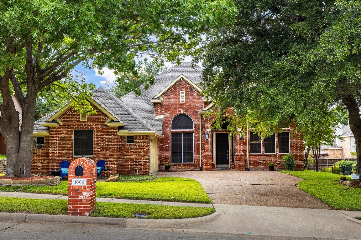 1604 Watersedge Drive Mckinney TX 75072
