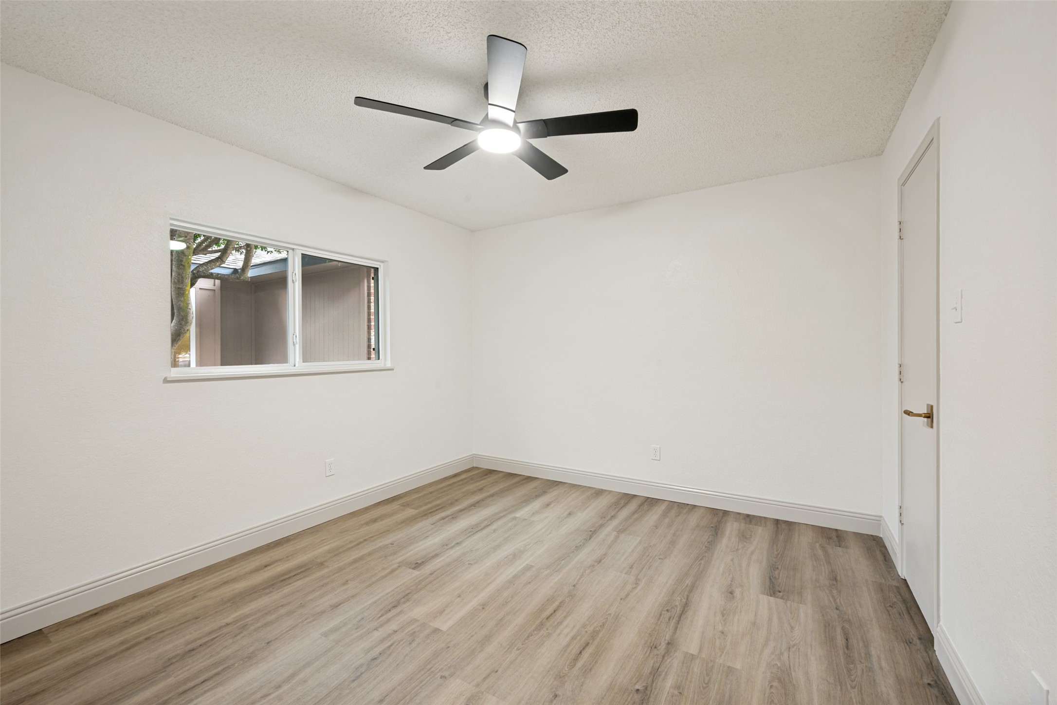 10016 Buffalo Grove Road Fort Worth TX 76108