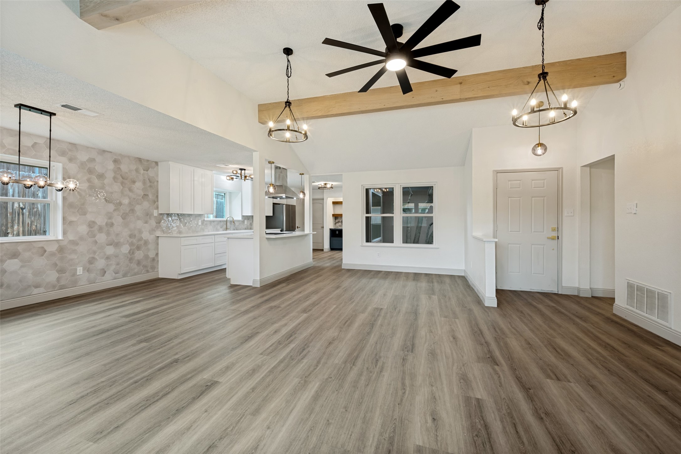 10016 Buffalo Grove Road Fort Worth TX 76108