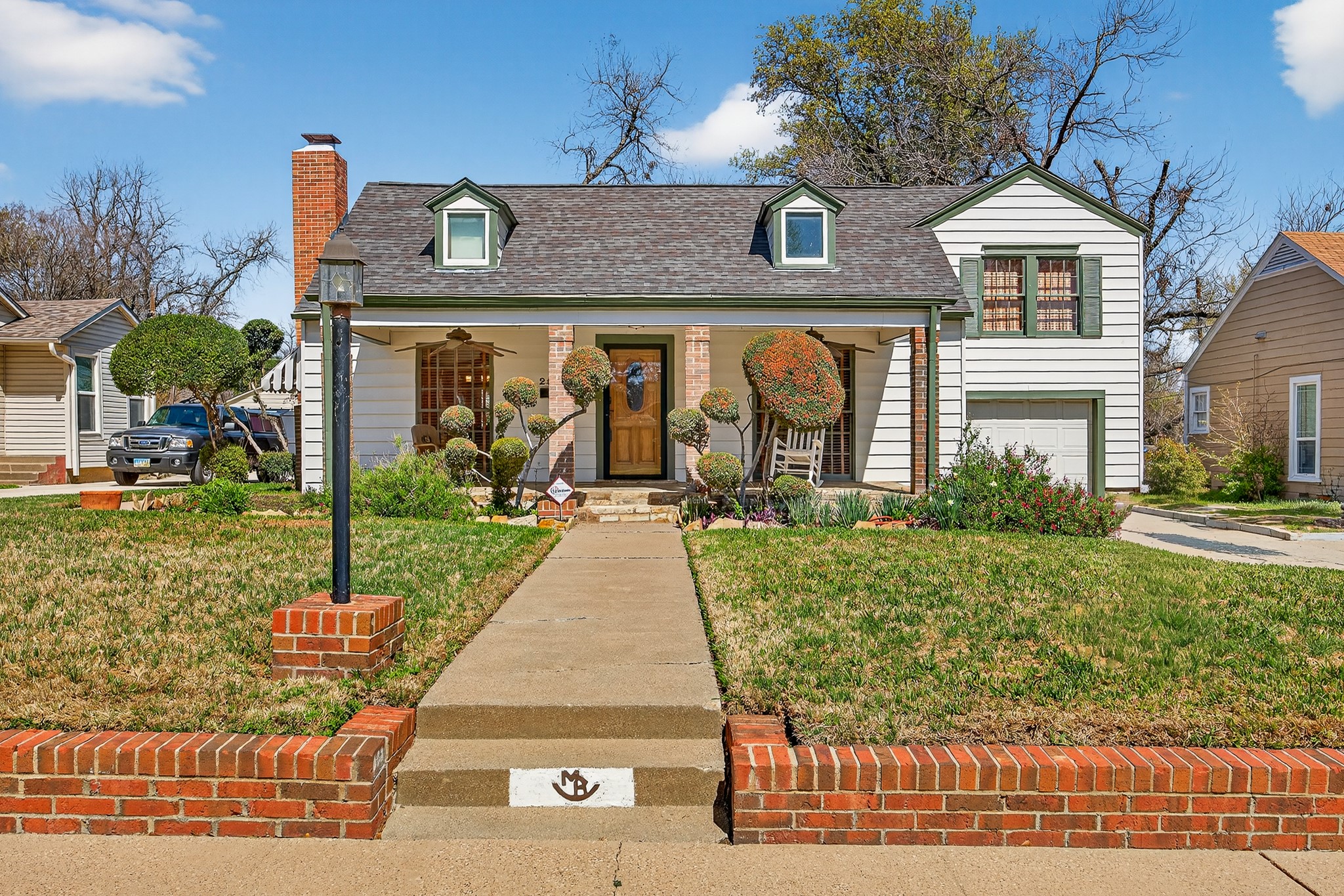 2525 Goldenrod Avenue Fort Worth TX 76111