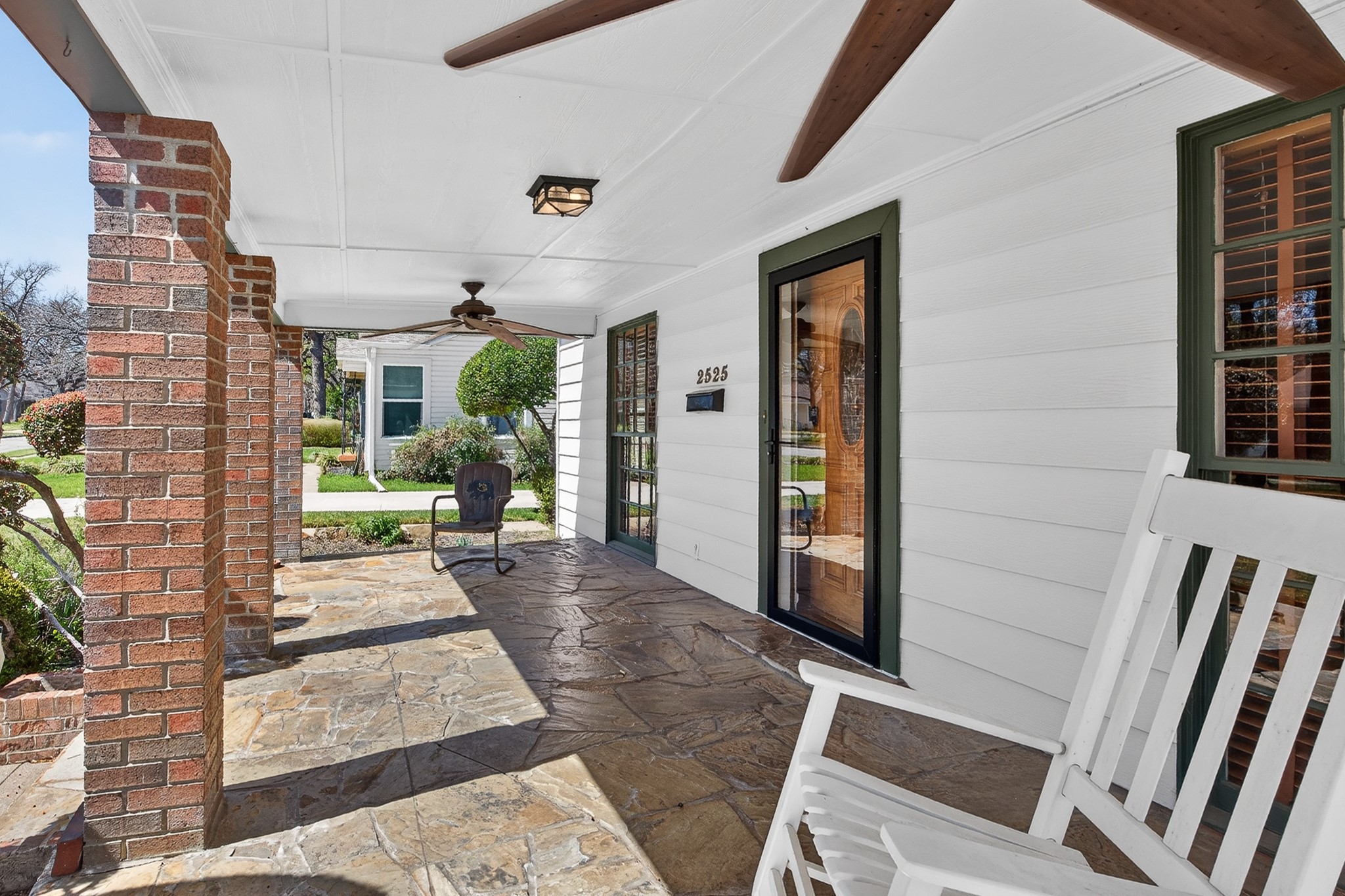 2525 Goldenrod Avenue Fort Worth TX 76111