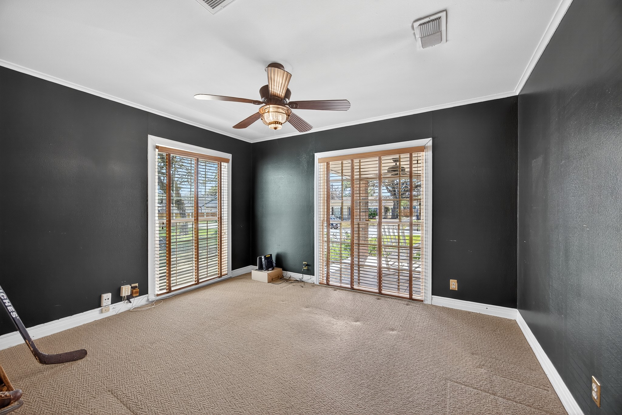 2525 Goldenrod Avenue Fort Worth TX 76111