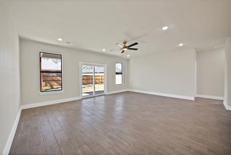 5104 Waterbury Court Granbury TX 76048