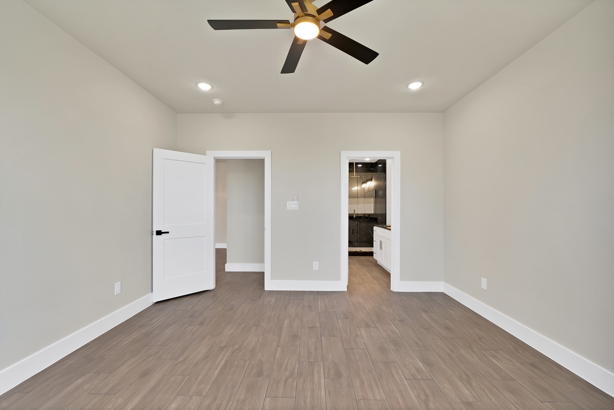 5104 Waterbury Court Granbury TX 76048