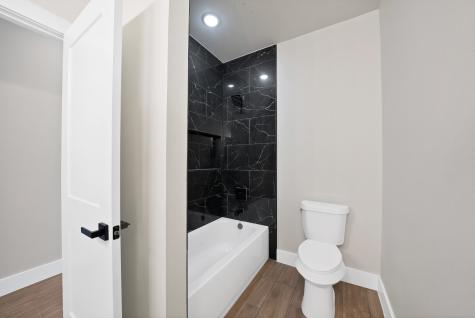 5104 Waterbury Court Granbury TX 76048
