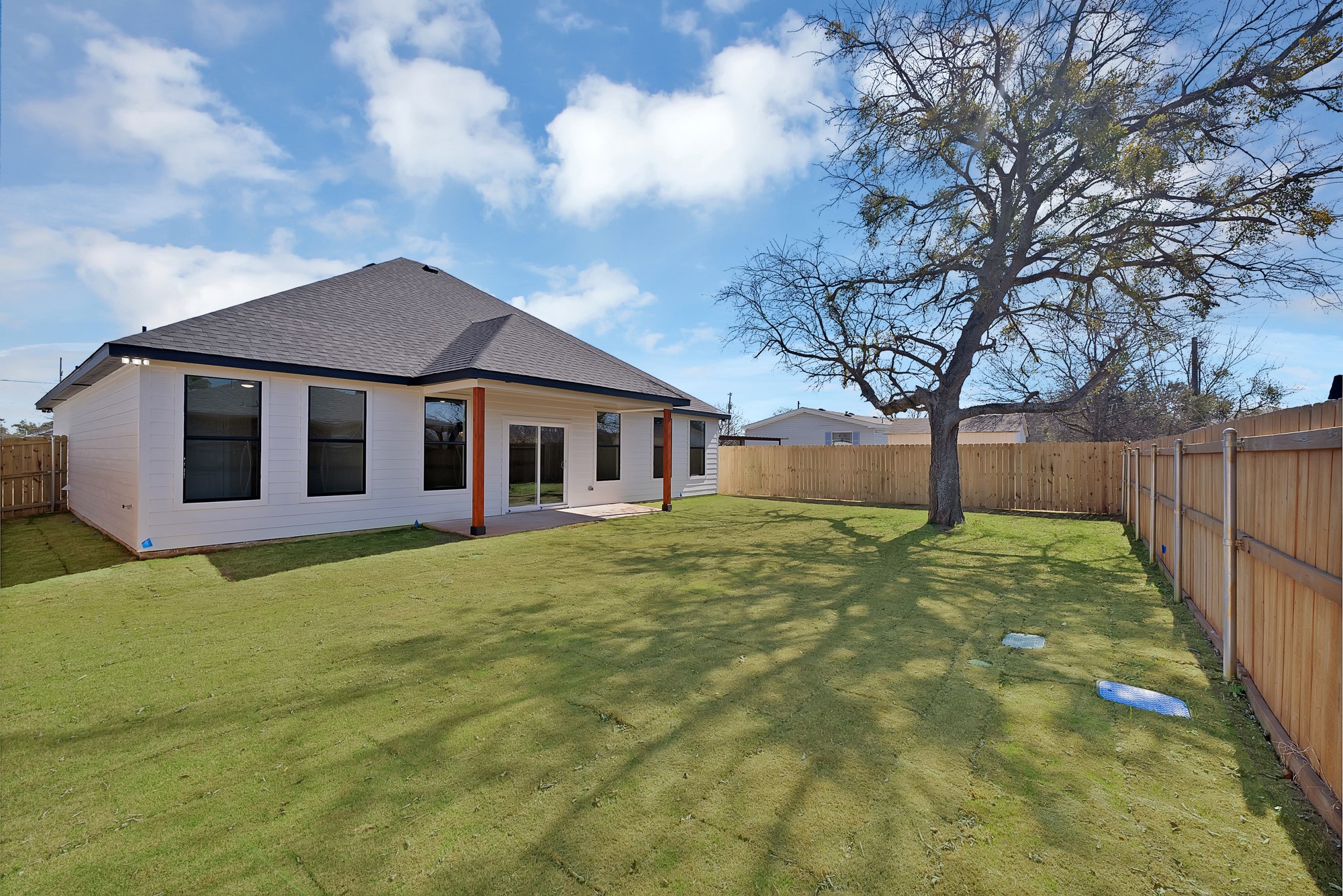 5104 Waterbury Court Granbury TX 76048