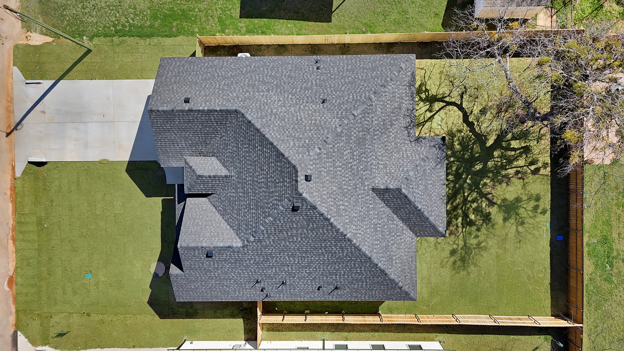 5104 Waterbury Court Granbury TX 76048
