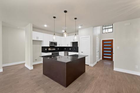 5104 Waterbury Court Granbury TX 76048