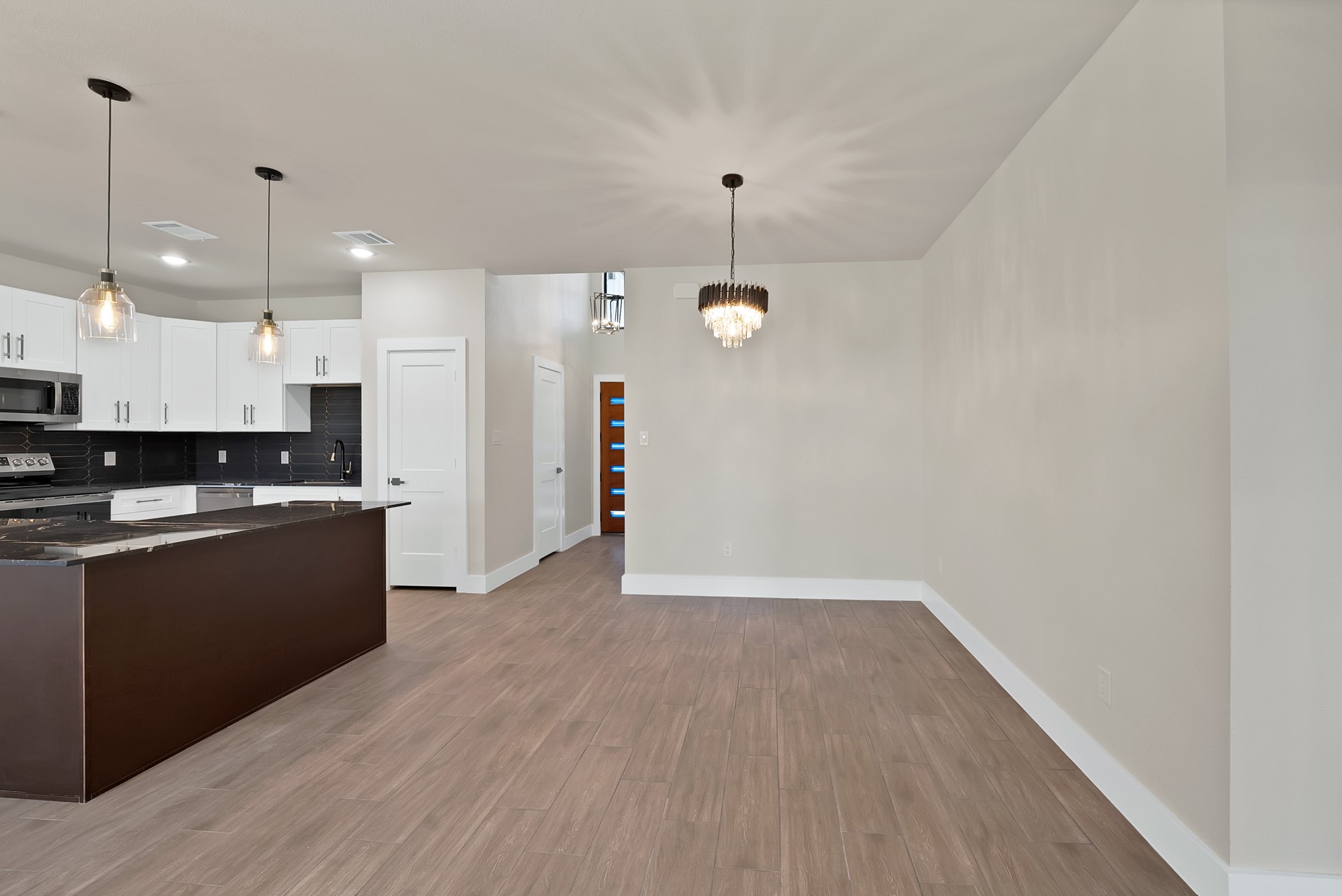 5104 Waterbury Court Granbury TX 76048