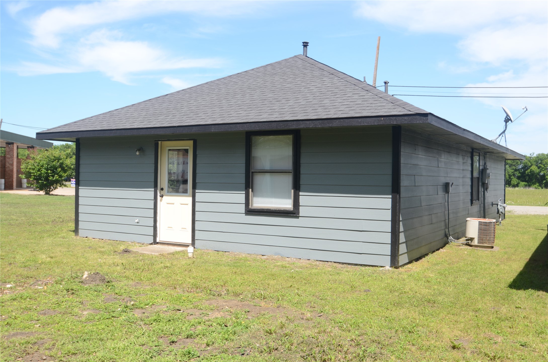 505 15th Street Honey Grove TX 75446