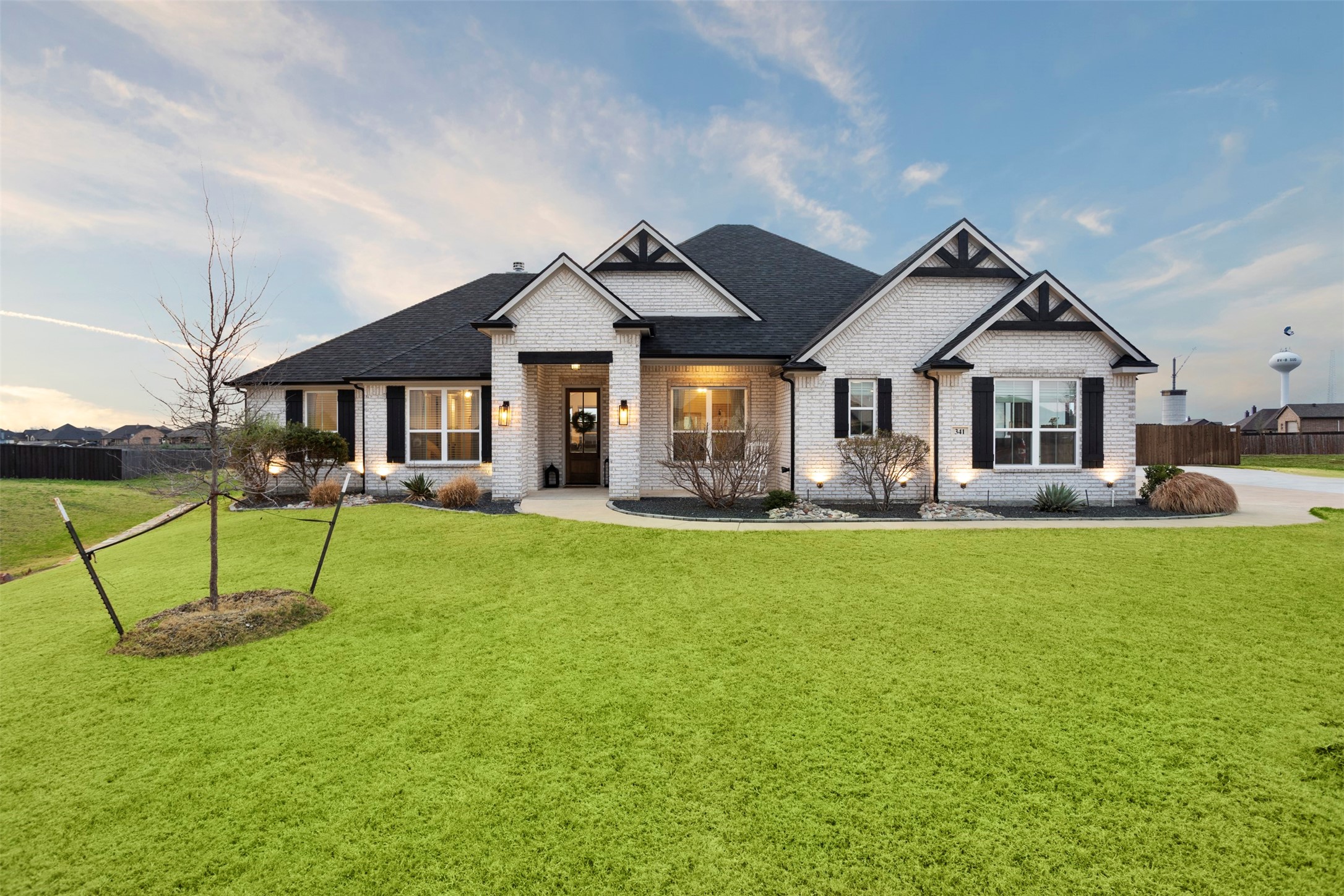 341 Hero Court Waxahachie TX 75167