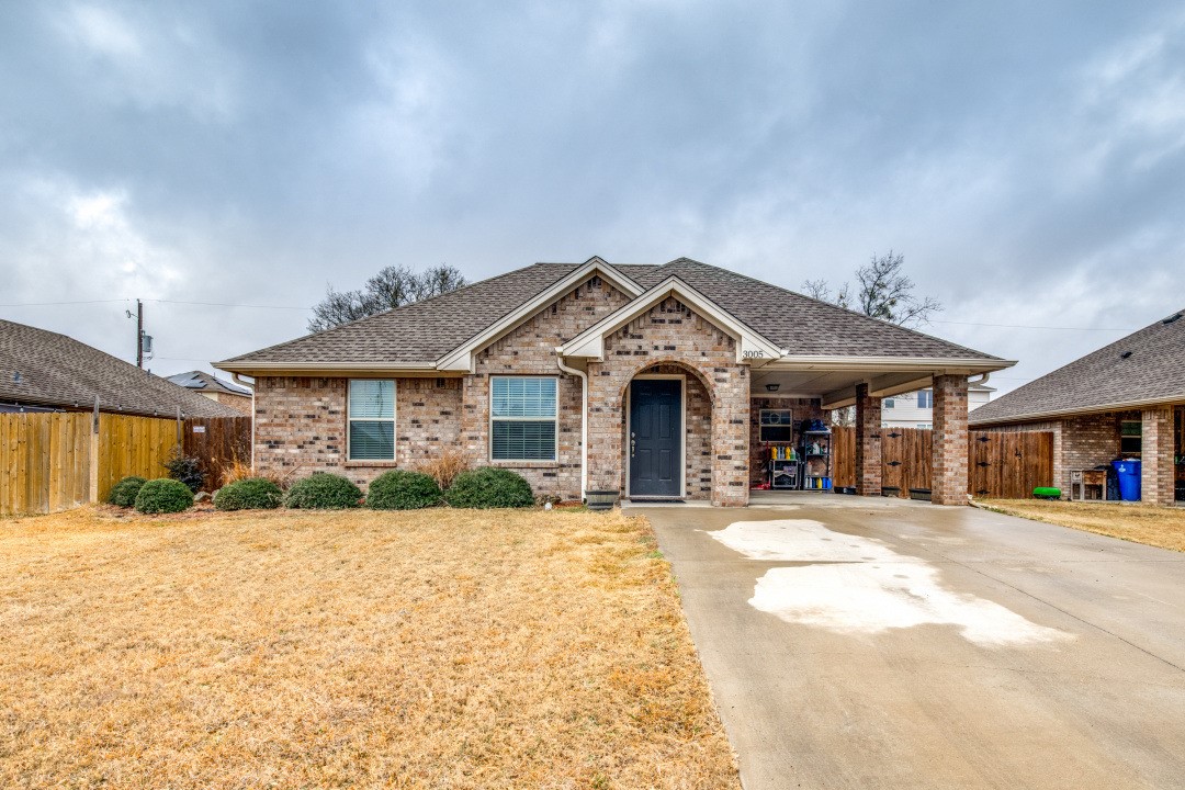 3005 S Cardinal Street Ennis TX 75119