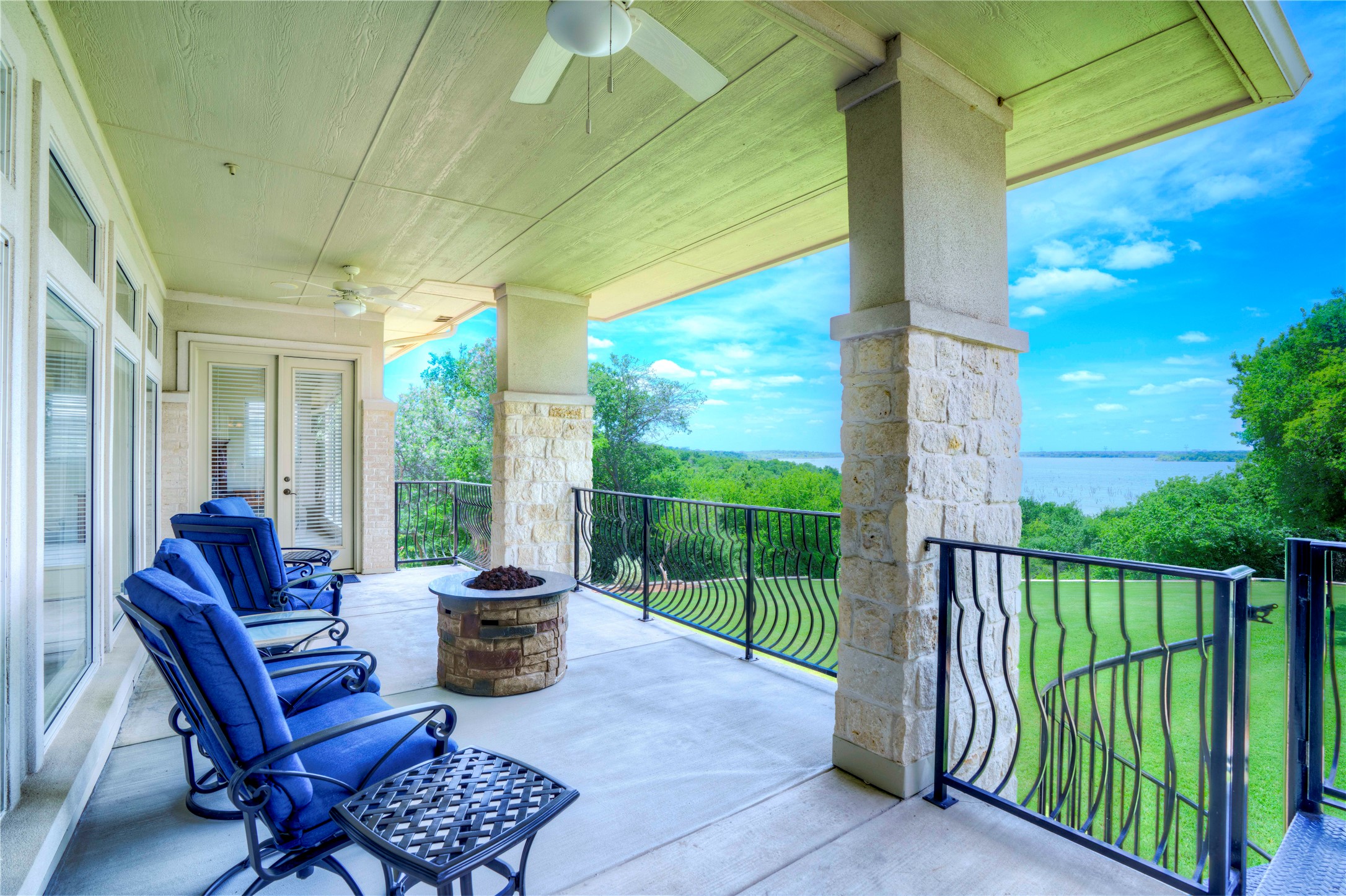 1132 Mallard Pointe Drive Grand Prairie TX 75104