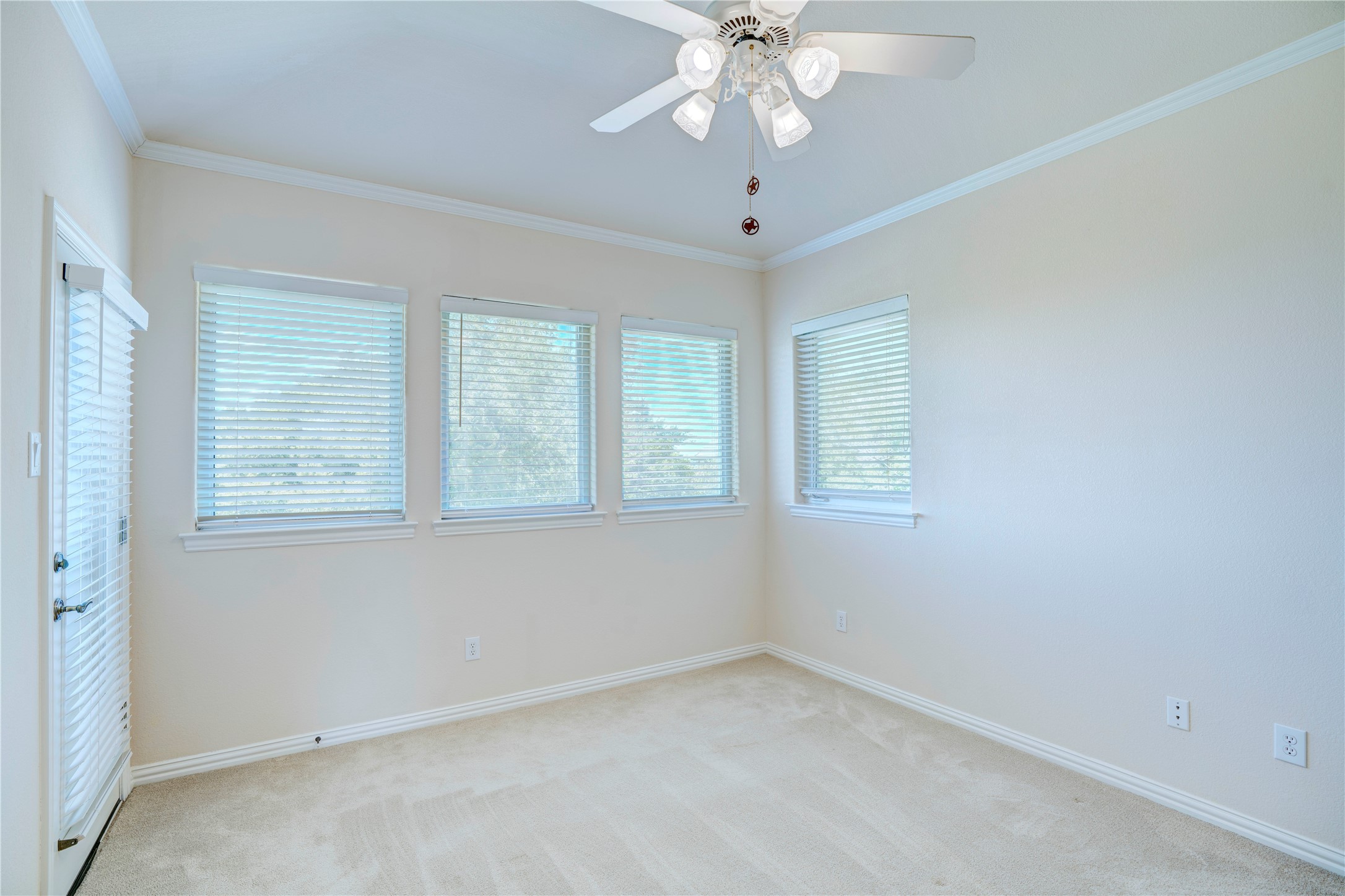 1132 Mallard Pointe Drive Grand Prairie TX 75104