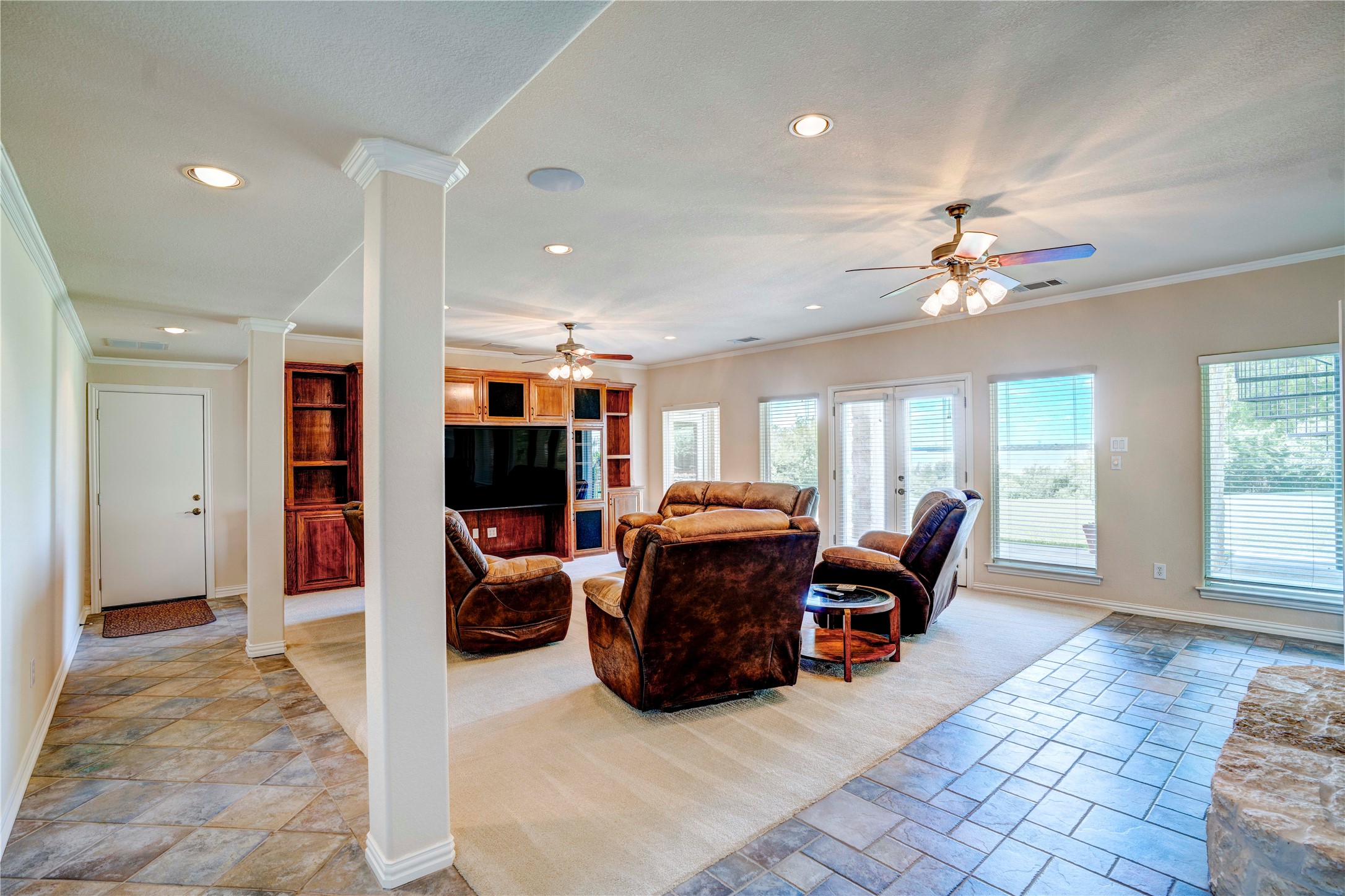 1132 Mallard Pointe Drive Grand Prairie TX 75104