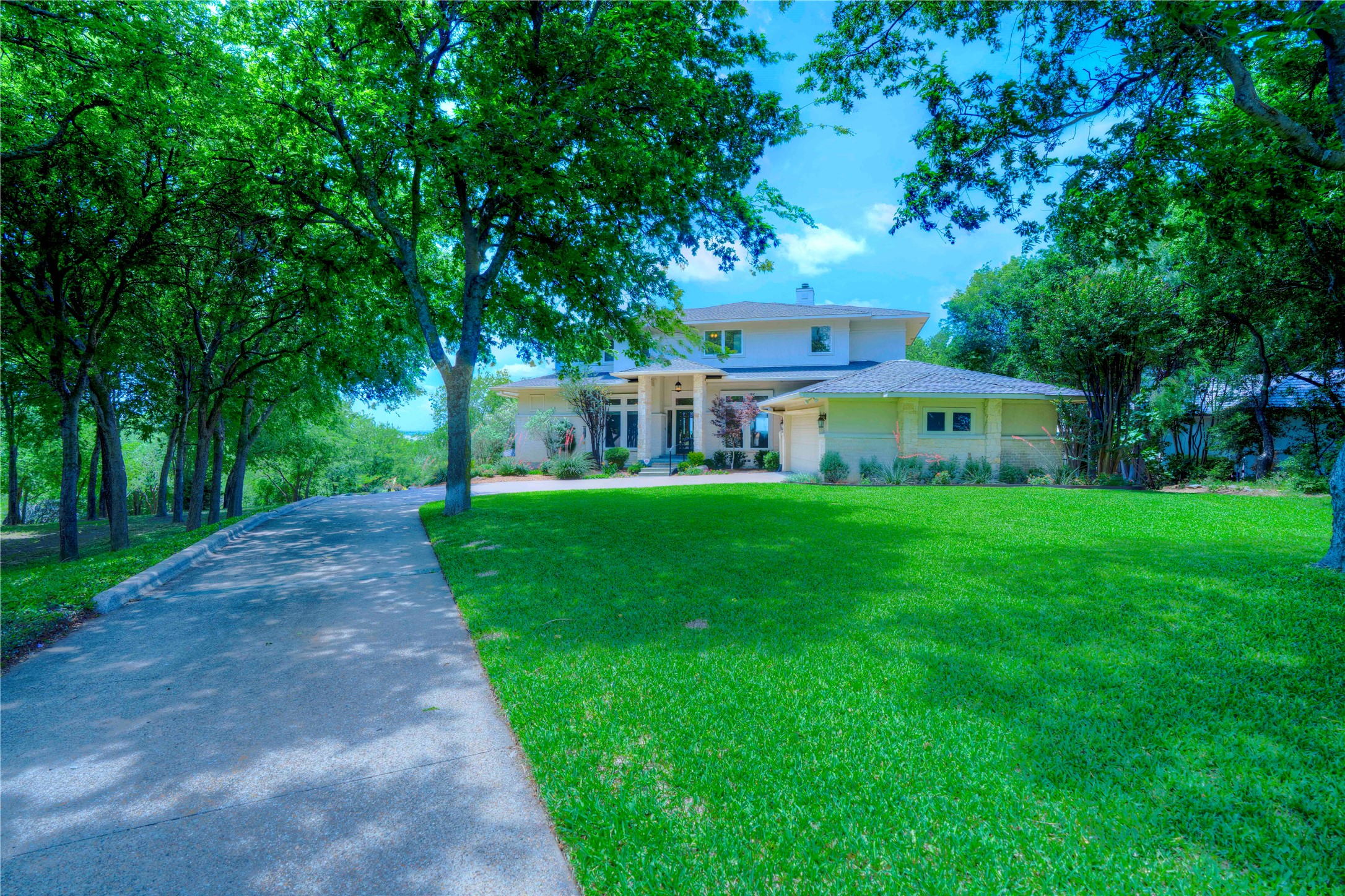 1132 Mallard Pointe Drive Grand Prairie TX 75104