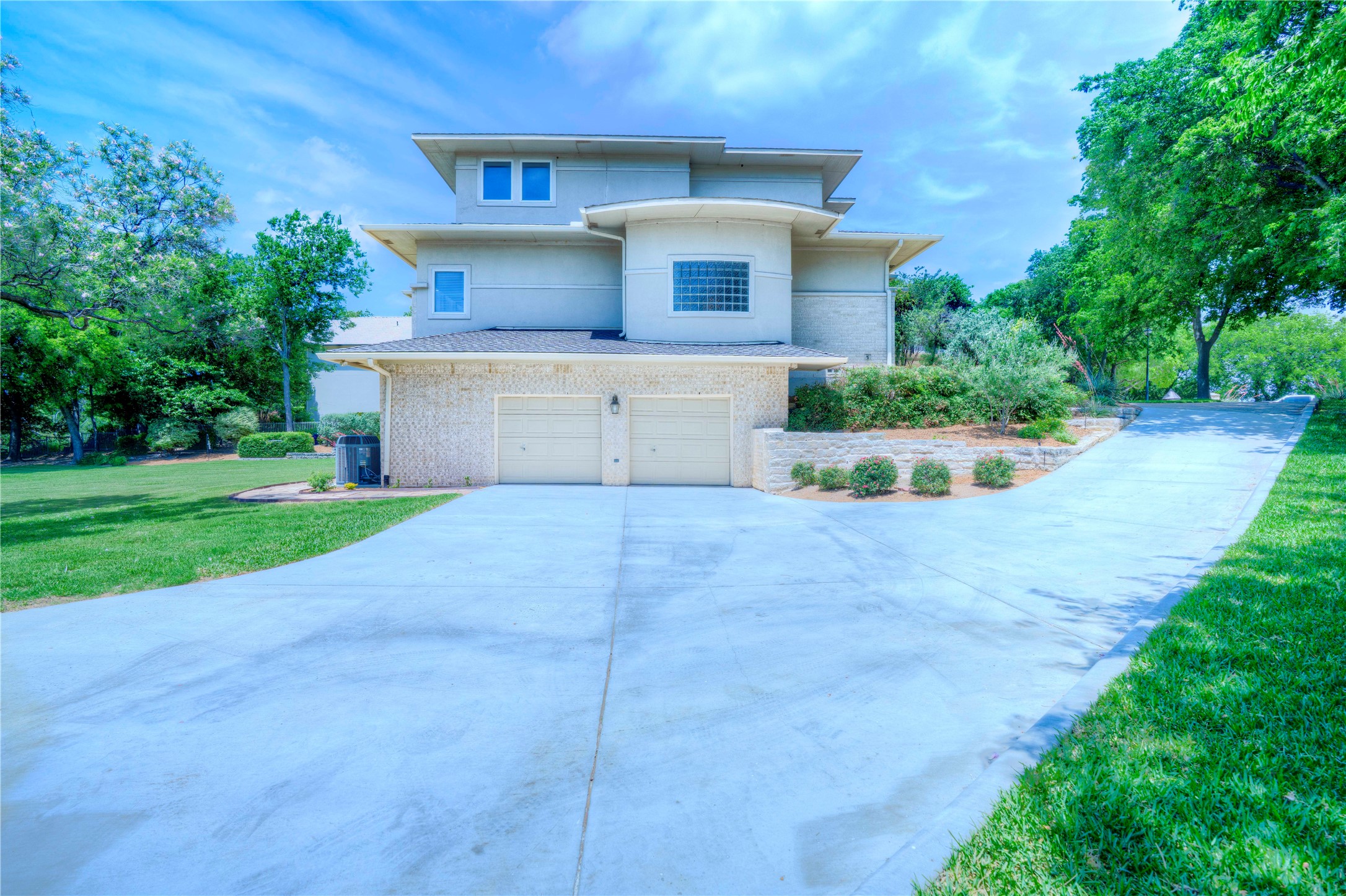 1132 Mallard Pointe Drive Grand Prairie TX 75104