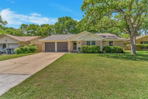 6917 Briardale Drive North Richland Hills TX 76182