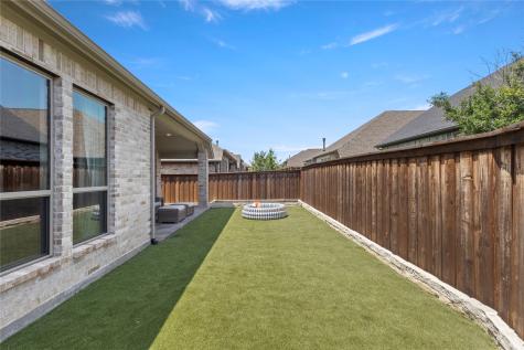 921 Queens Lake Trail Mckinney TX 75071
