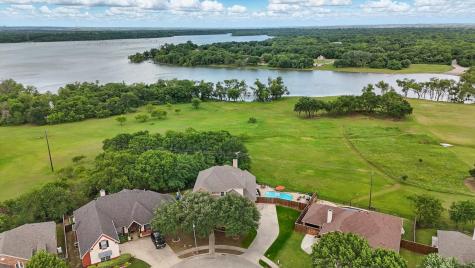 2803 Ivy Glen Drive Grand Prairie TX 75052