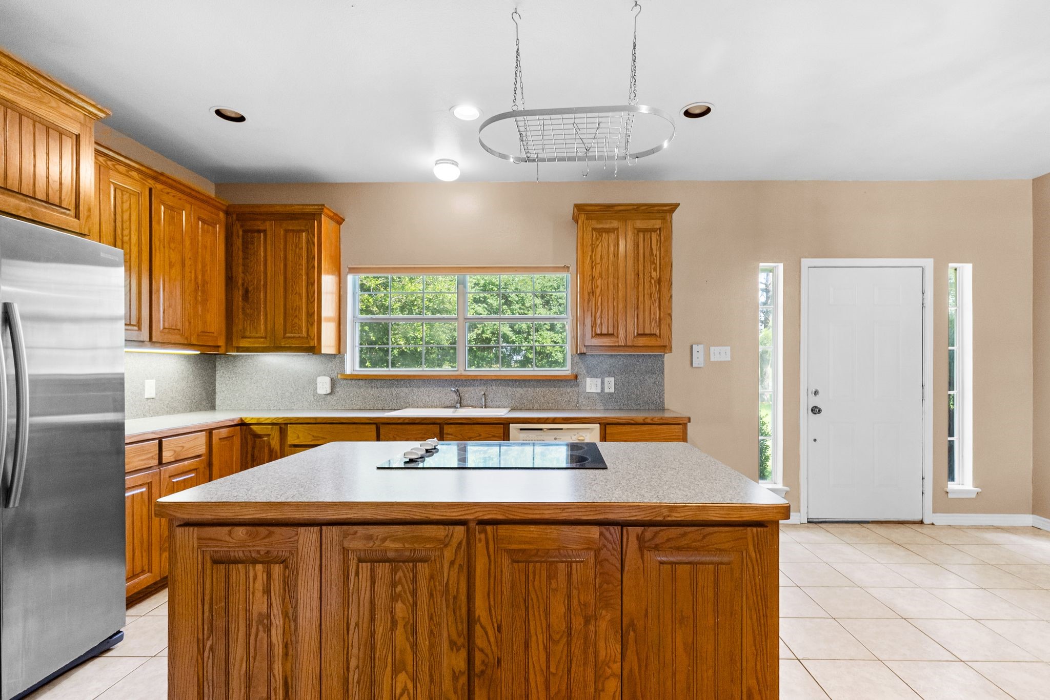 777 Rs County Road 3346 Emory TX 75440