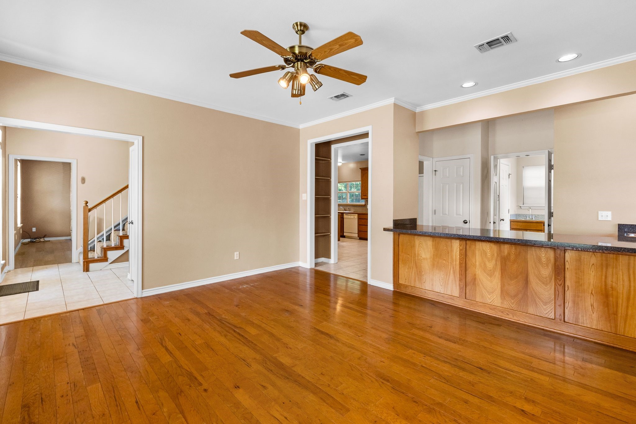 777 Rs County Road 3346 Emory TX 75440