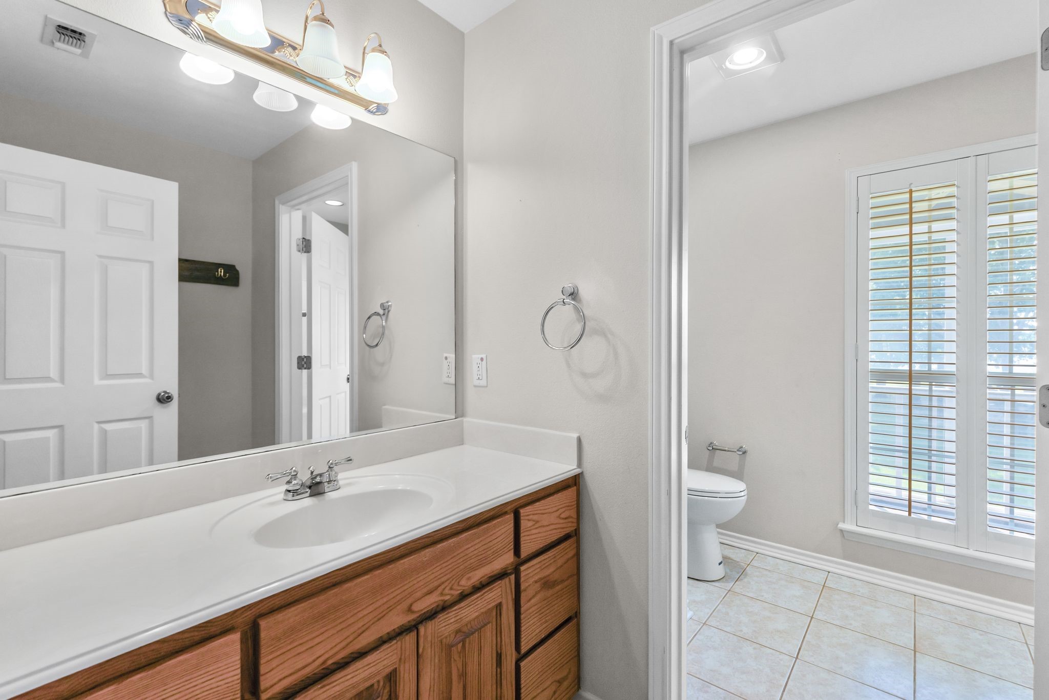 777 Rs County Road 3346 Emory TX 75440
