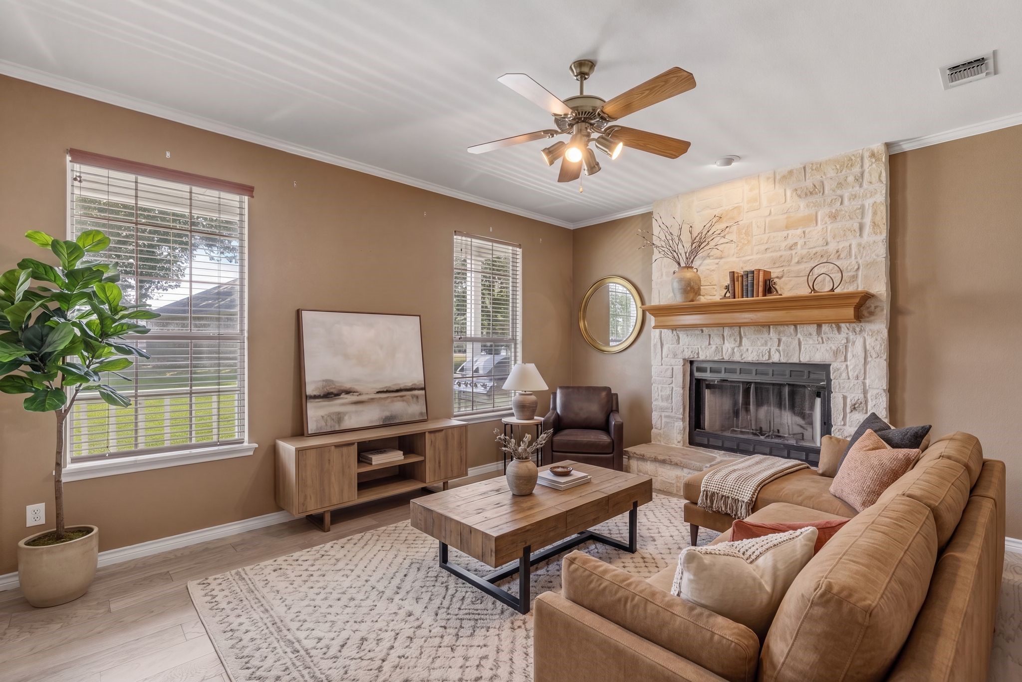 777 Rs County Road 3346 Emory TX 75440
